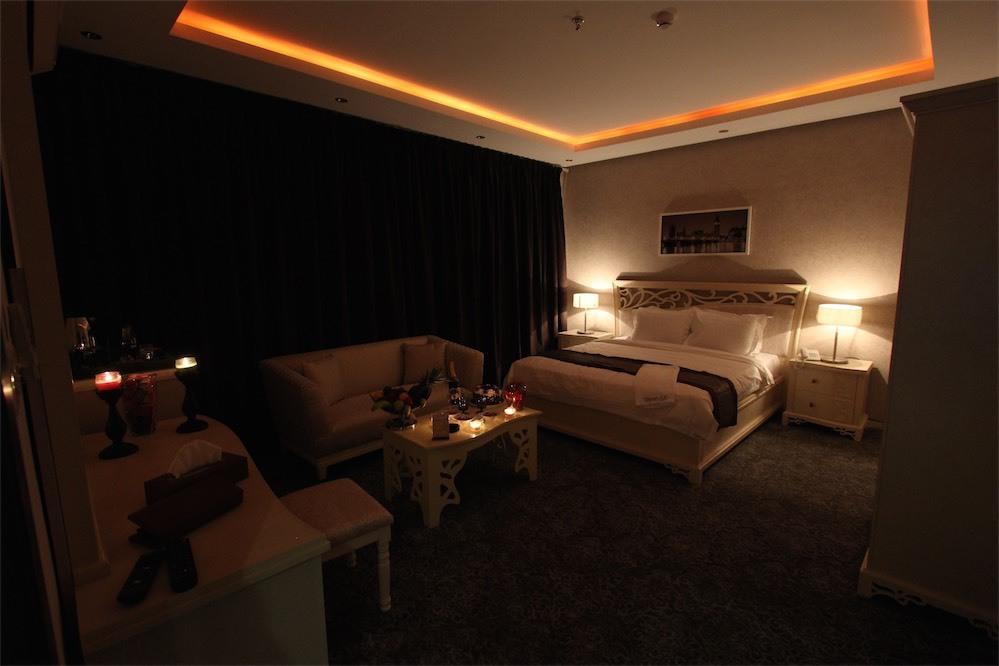 Taleen Granada Hotel Apartments Рияд Екстериор снимка