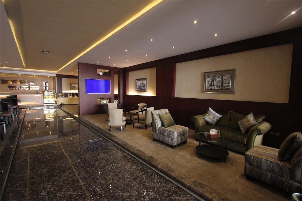 Taleen Granada Hotel Apartments Рияд Екстериор снимка