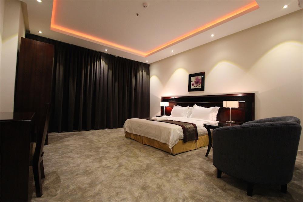 Taleen Granada Hotel Apartments Рияд Стая снимка