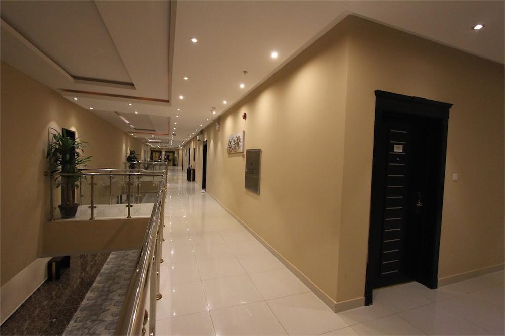 Taleen Granada Hotel Apartments Рияд Екстериор снимка