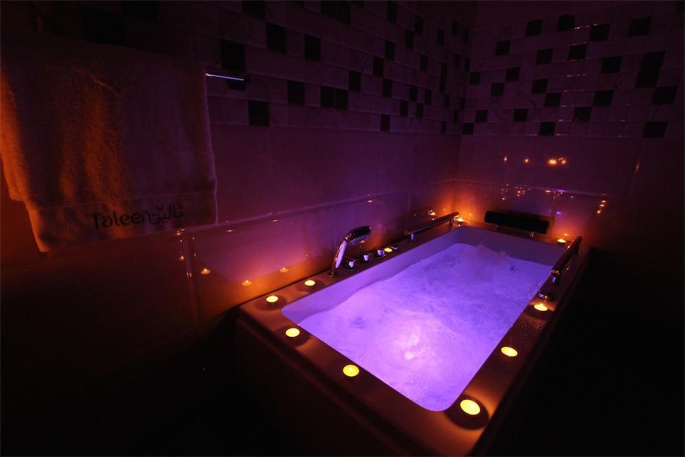Taleen Granada Hotel Apartments Рияд Стая снимка