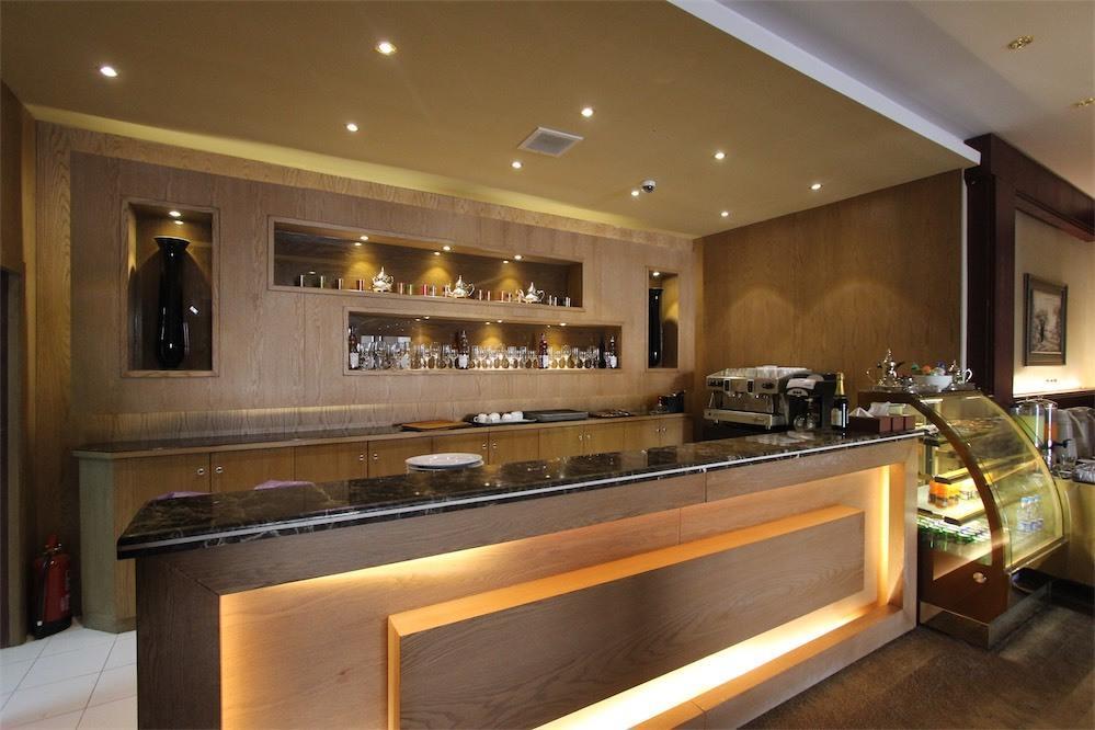 Taleen Granada Hotel Apartments Рияд Екстериор снимка