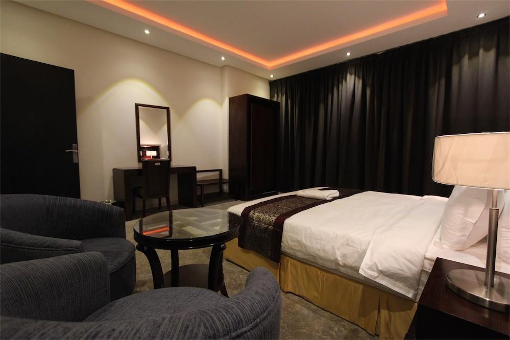 Taleen Granada Hotel Apartments Рияд Стая снимка