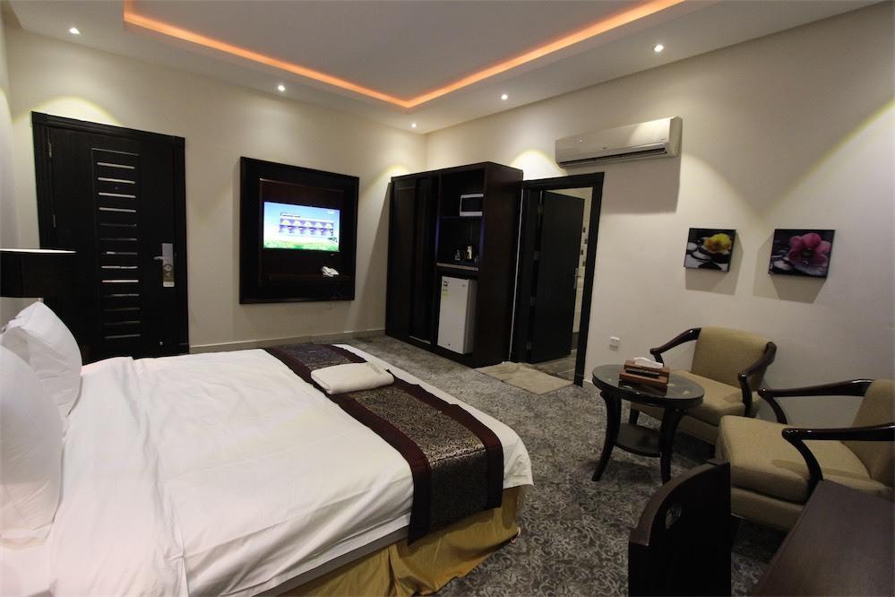 Taleen Granada Hotel Apartments Рияд Стая снимка