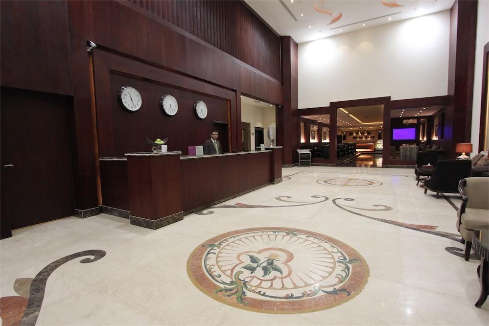 Taleen Granada Hotel Apartments Рияд Екстериор снимка